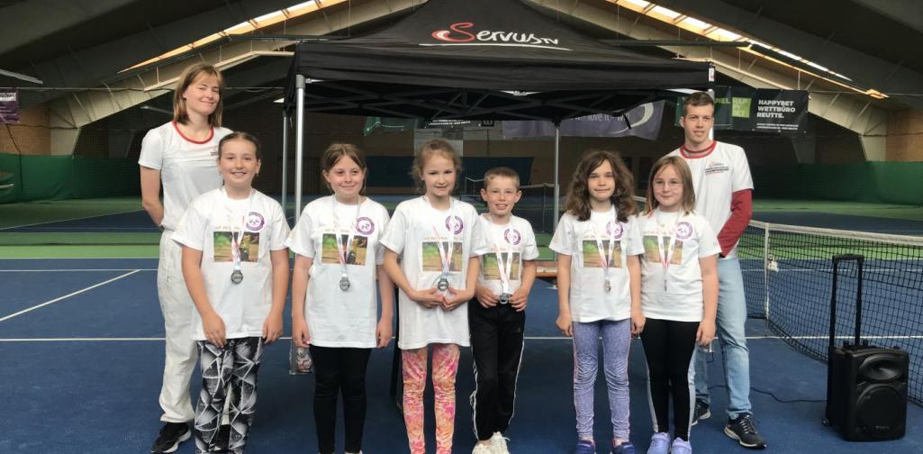 Gruppe 2 mit ihren Preisen